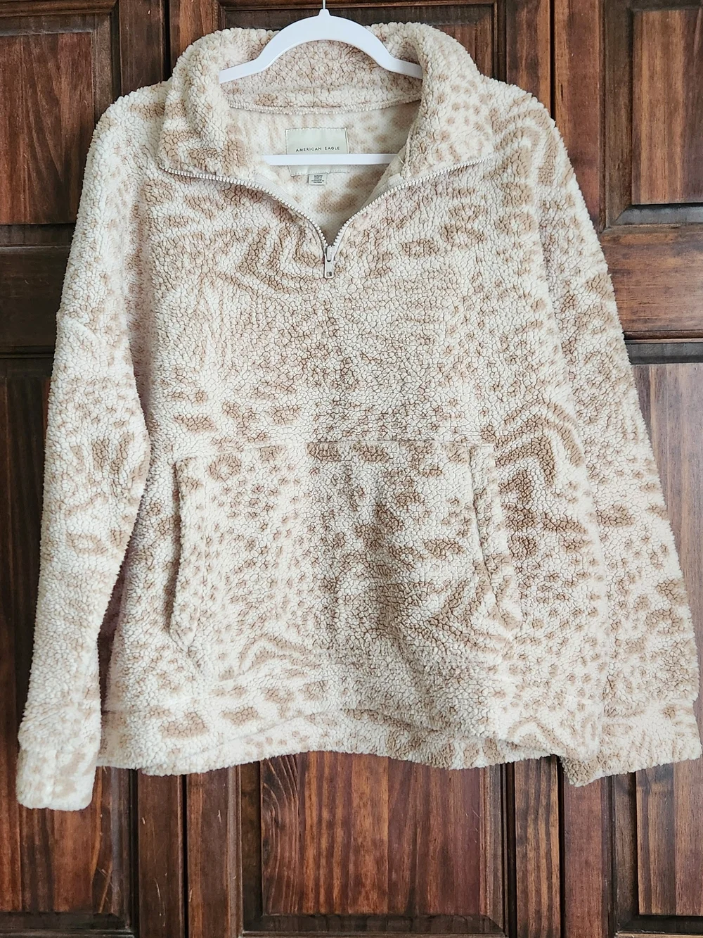 American Eagle Outfitters Cream and Tan Sherpa Quarter-Zip Pullover